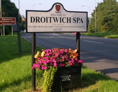 Droitwich Escorts