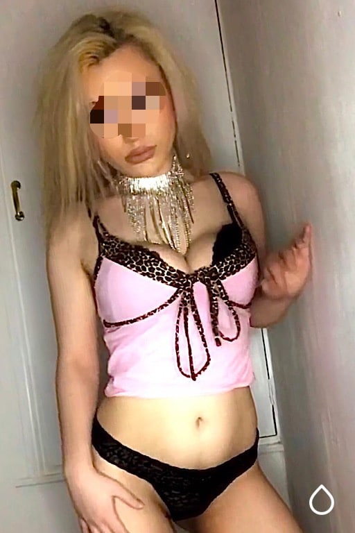 Harper - 20yo - BRITISH Escort